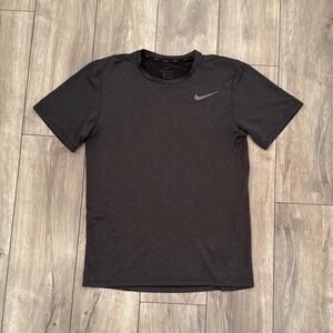 Nike Dri Fit Mens T Shirt Dark Gray Athletic Performance Short Sleeve Size S